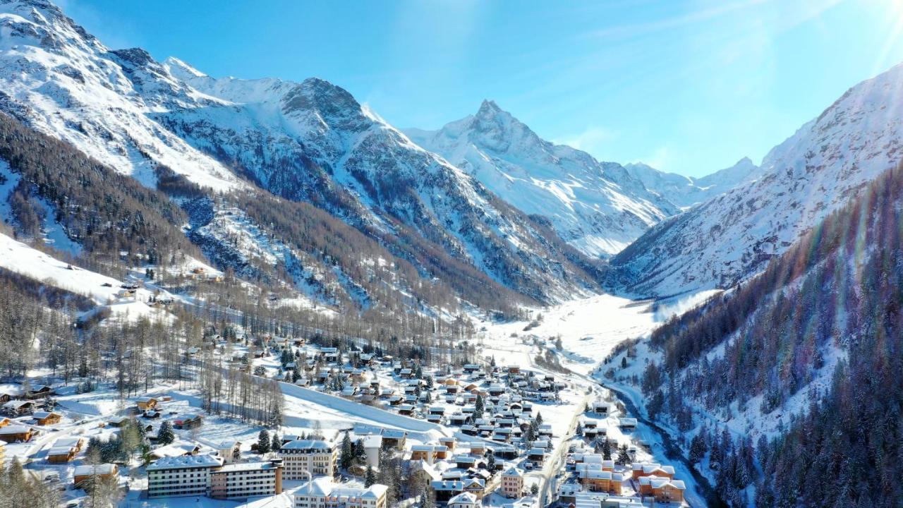 Hotel Le Besso - Swiss Romantic Lodge Циналь Экстерьер фото